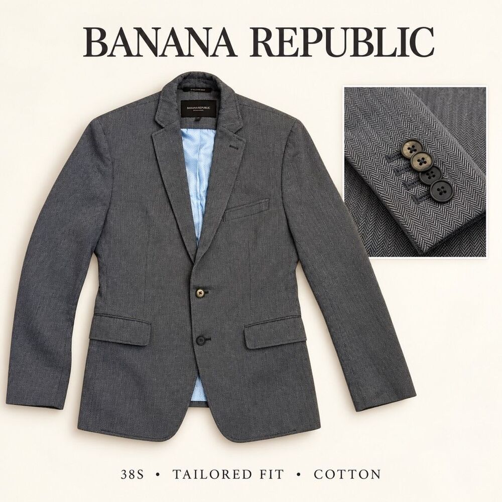 Banana Republic Men’s Gray Herringbone Cotton Blazer – 38S Tailored Fit